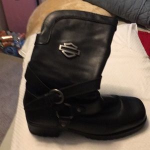 Don’t  want are need